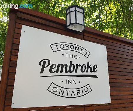 Pembroke Inn Toronto Eksteriør billede