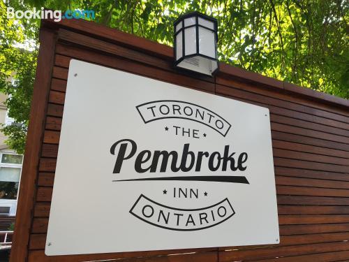 Pembroke Inn Toronto Eksteriør billede